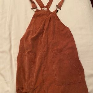 Beautiful overalls!